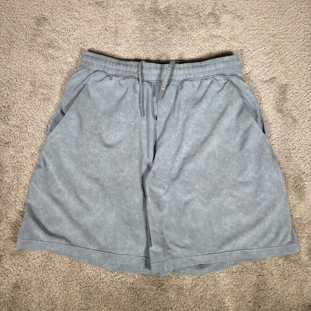 Lululemon Pace Breaker Shorts Mens M Light Blue 7" Lined Athletic Gym Training